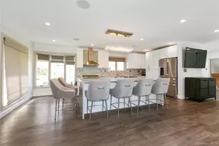 22 Olive St, Great Neck, NY 11020 - Photo 6