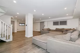 22 Olive St, Great Neck, NY 11020 - Photo 24