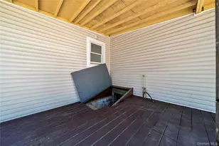 37 Hoffman Dr, Kings Park, NY 11754 - Photo 20