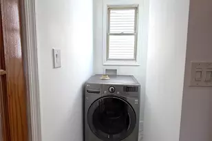 90-10 214th St, Queens Village, NY 11428 - Photo 28