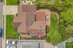 249 N 6th St, Bethpage, NY 11714 - Photo 10