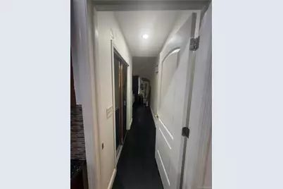 1013 Merriam Road, Bay Shore, NY 11706 - Photo 8