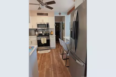84 Woodlawn Avenue, Valley Stream, NY 11581 - Photo 18