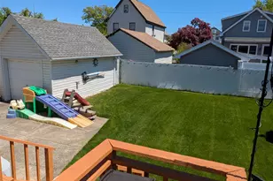 84 Woodlawn Ave, Valley Stream, NY 11581 - Photo 6
