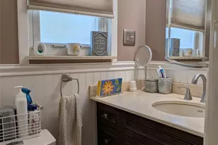 84 Woodlawn Ave, Valley Stream, NY 11581 - Photo 22