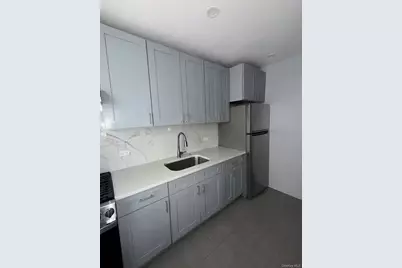 1025 Elder Avenue #2R, Bronx, NY 10472 - Photo 8