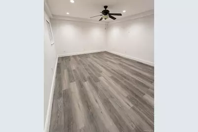 [Address not provided], Lindenhurst, NY 11757 - Photo 2