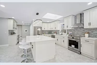 497 Woodbury Road, Cold Spring Harbor, NY 11724 - Photo 14