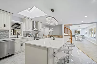 497 Woodbury Road, Cold Spring Harbor, NY 11724 - Photo 10