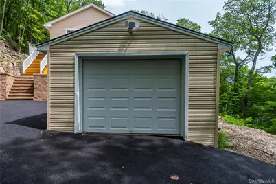 71 Deer Trail N, Greenwood Lake, NY 10925 - Photo 20