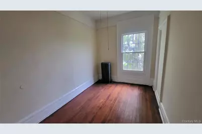 242 Mansion Street, Poughkeepsie, NY 12601 - Photo 26