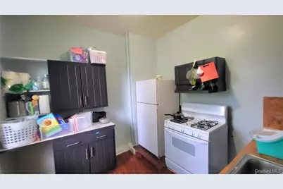 242 Mansion Street, Poughkeepsie, NY 12601 - Photo 16