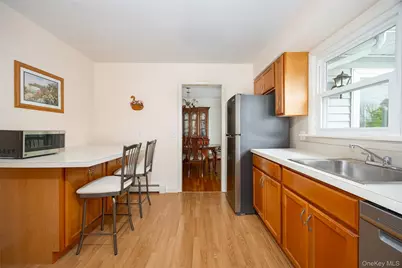 51 Carriage Hill Lane, Poughkeepsie, NY 12603 - Photo 6