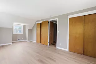 34 Park Cir W, New Hyde Park, NY 11040 - Photo 28
