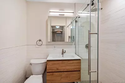 84-29 155 Avenue #5J, Howard Beach, NY 11414 - Photo 4