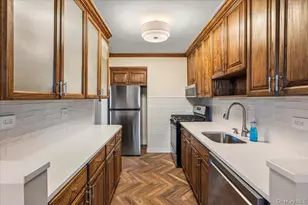 84-29 155th Ave, Howard Beach, NY 11414 - Photo 6