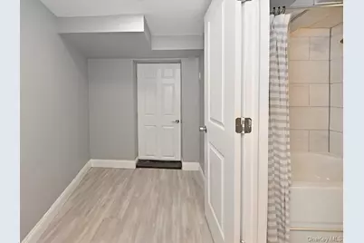 221 Lakeview Drive, Ridgewood, NJ 07450 - Photo 20