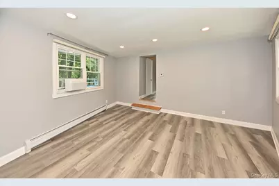 221 Lakeview Drive, Ridgewood, NJ 07450 - Photo 4