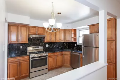2812 37th Street, Astoria, NY 11103 - Photo 2