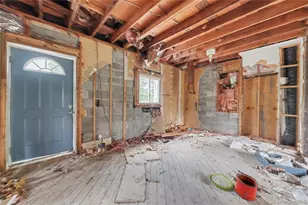 687 Whitley Ln, Highland, NY 12528 - Photo 8