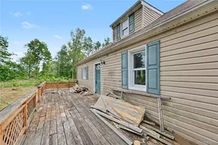 687 Whitley Ln, Highland, NY 12528 - Photo 6