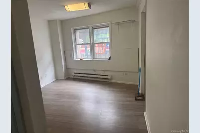 97-18 Roosevelt Avenue #2nd floor East, Corona, NY 11368 - Photo 4