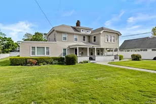 76 Solomon Ave, Inwood, NY 11096 - Photo 2