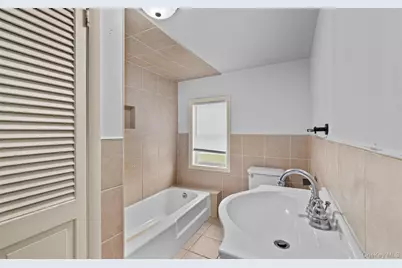 76 Solomon Avenue, Inwood, NY 11096 - Photo 12