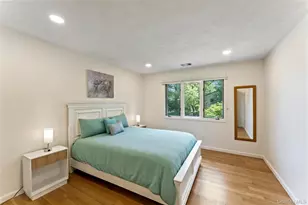 8 Bolton Dr, Manhasset, NY 11030 - Photo 12