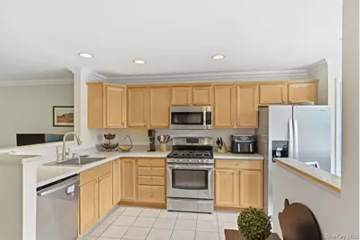 324 Viewpoint Terrace, Peekskill, NY 10566 - Photo 6