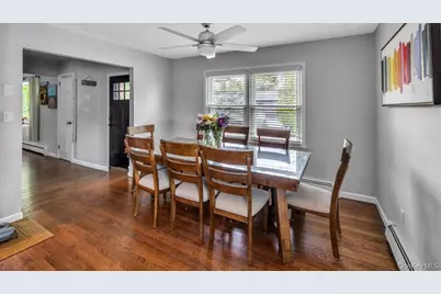 16 Kingsley Road, Huntington, NY 11743 - Photo 2