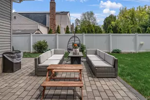 16 Kingsley Rd, Huntington, NY 11743 - Photo 26