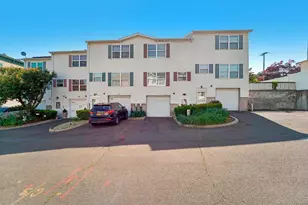 7 Sand St, Port Chester, NY 10573 - Photo 2