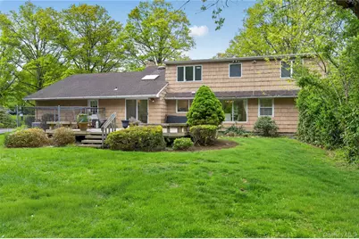 24 Thorngrove Lane, Dix Hills, NY 11746 - Photo 28