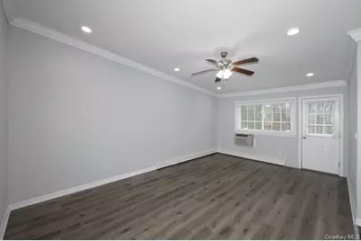 668 Veterans Highway #2-1D, Hauppauge, NY 11788 - Photo 4