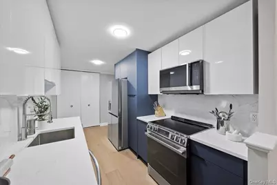 107 N Broadway #213, White Plains, NY 10603 - Photo 8
