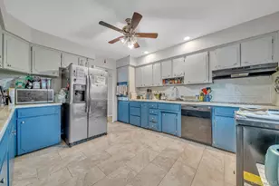 35 Arline Ln, East Islip, NY 11730 - Photo 2
