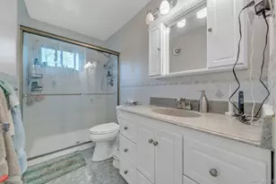 35 Arline Ln, East Islip, NY 11730 - Photo 14