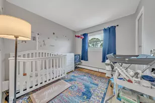 35 Arline Ln, East Islip, NY 11730 - Photo 12