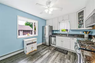 1333 Boston Ave, Bay Shore, NY 11706 - Photo 12