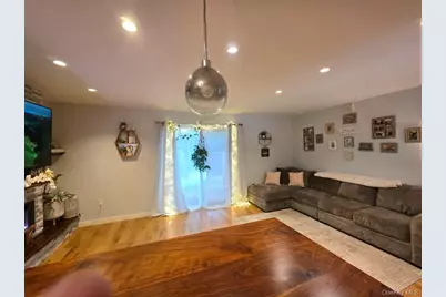 565 Avenue A #104, Uniondale, NY 11553 - Photo 8