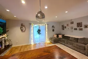 565 Avenue A, Uniondale, NY 11553 - Photo 8