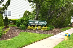 565 Avenue A, Uniondale, NY 11553 - Photo 2