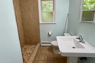 18 Cambridge Dr, Red Hook, NY 12571 - Photo 8