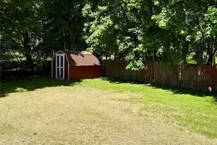 18 Cambridge Dr, Red Hook, NY 12571 - Photo 12