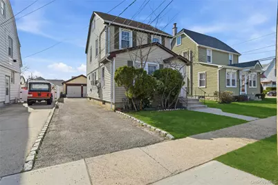 160 Broad Street, Williston Park, NY 11596 - Photo 2