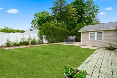 14 Kenneth Lane, North Babylon, NY 11703 - Photo 24