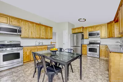 12 Woodwind Lane, Spring Valley, NY 10977 - Photo 10