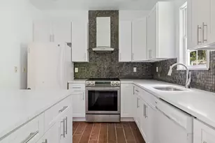 61 Hudson St, Kingston, NY 12401 - Photo 12