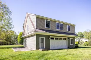 427 Sound Rd, Greenport, NY 11944 - Photo 8